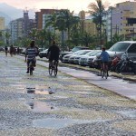 Calçadão sendo desrespeitado