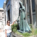 Toque no focinho desse cachorro que traz sorte